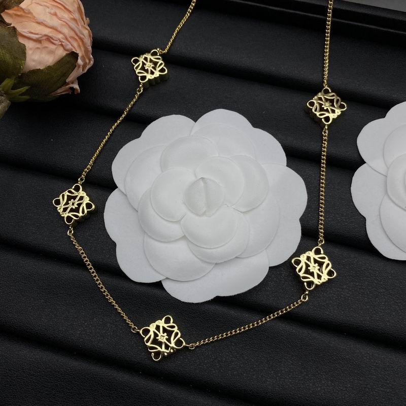 Loewe necklace 11lyw6 (1)